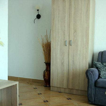 Apartments Vila Monegro Bar Bagian luar foto